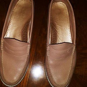 G.H. Bass & Co. Weejuns Whitney Penny Loafers